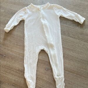 Kyte Baby 0/3 footed sleeper EUC bamboo